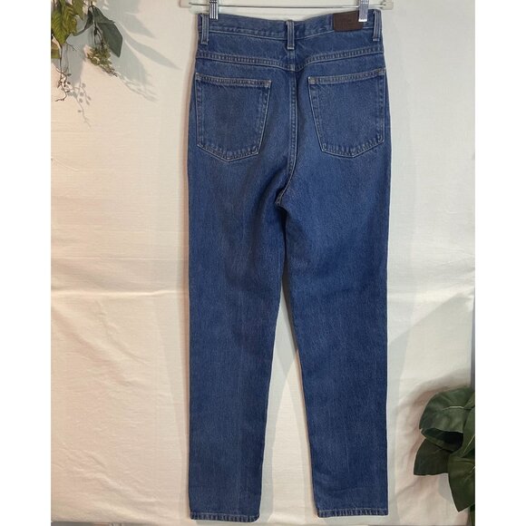 L.L. Bean Natural Fit Men's Jeans 30X34 100% Cotton Denim Classic Blue Wash - Picture 2 of 15